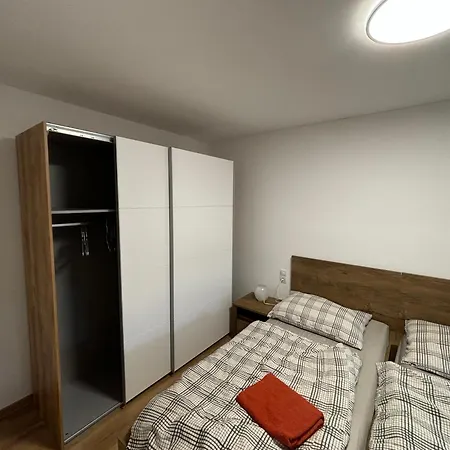 Pod Kostelem Strazov